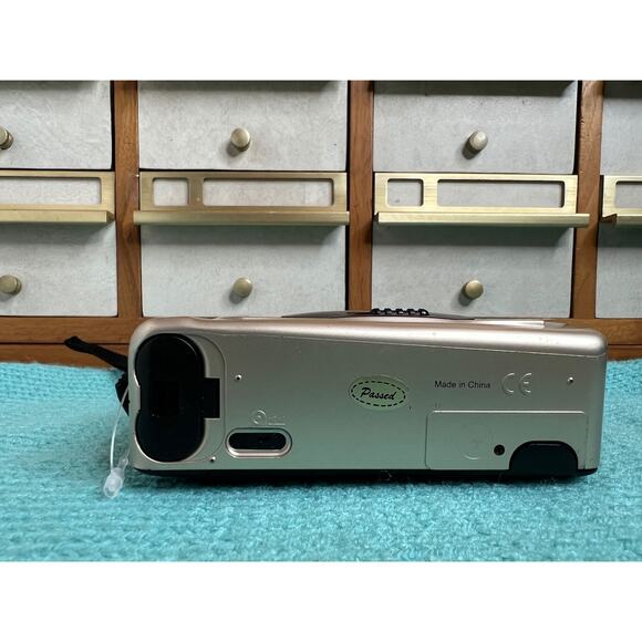 Bell & Howell BF-705 Big finder 35 point and shoot camera - Picture 8 of 8